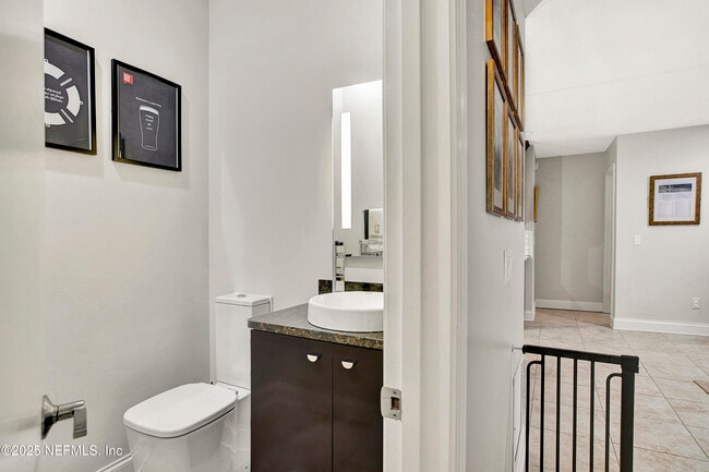 Building Photo - 5010 Button Wood Dr