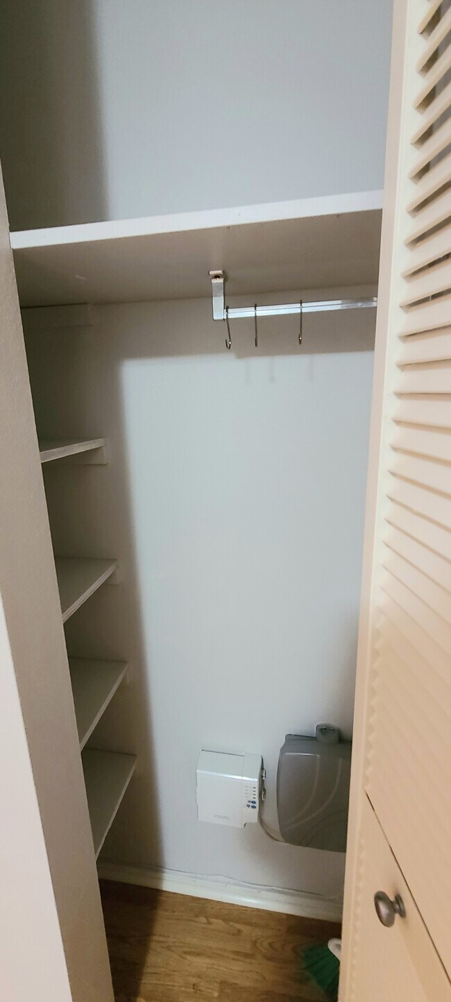 Coat closet - 11010 NE 68th St