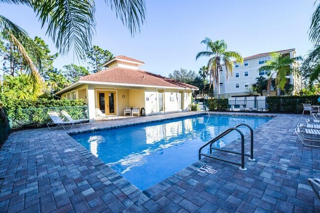 Building Photo - 940 Cooper St