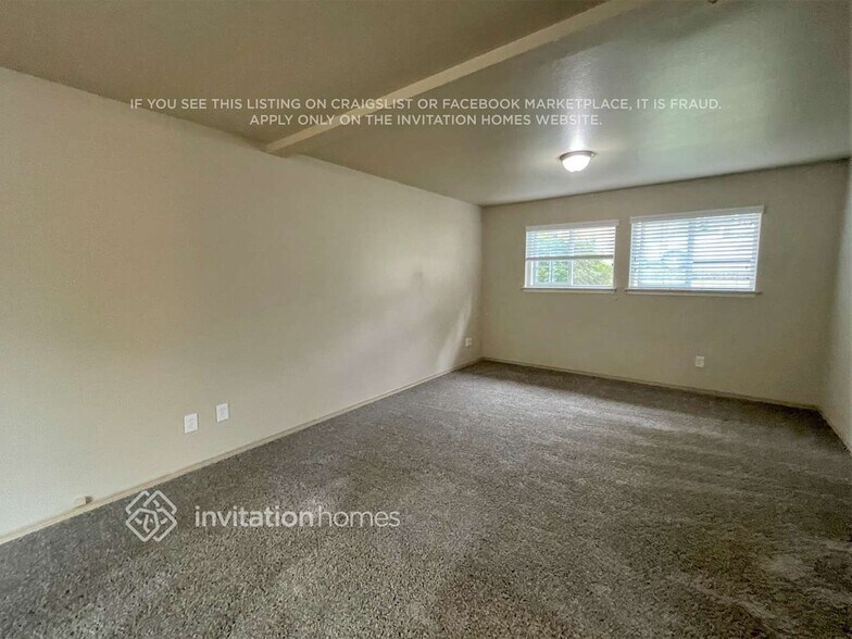 Building Photo - 20514 La Paloma Dr E