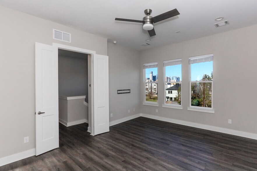 Primary Bedroom - 3107 Saint Charles St