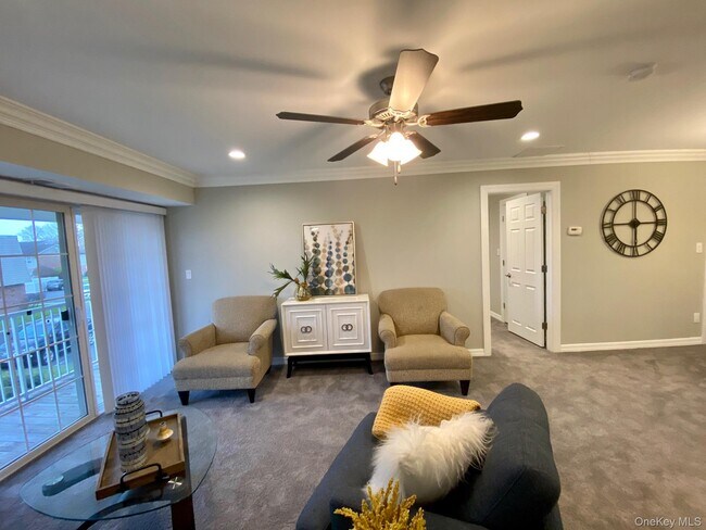 Building Photo - 30 Westwood Dr