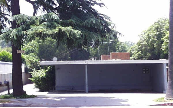 Primary Photo - 15758 Sherman Way
