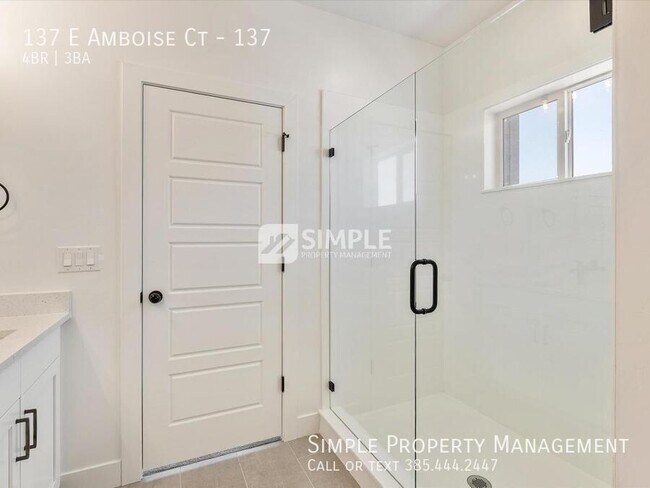 Building Photo - 137 E Amboise Ct