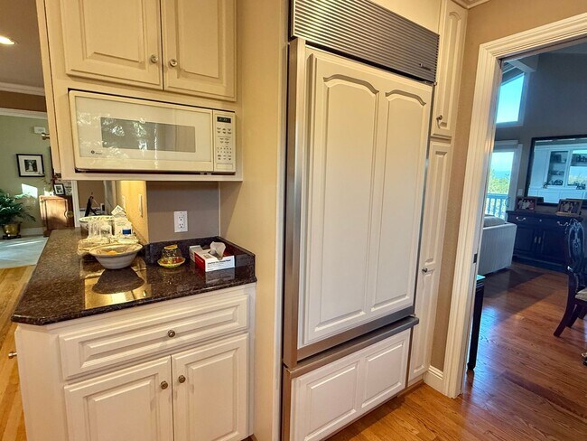 Building Photo - SARATOGA - Meticulously maintained home in serene settings with pool-Hillside Oasis