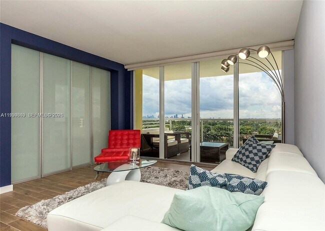 Building Photo - 5600 Collins Ave