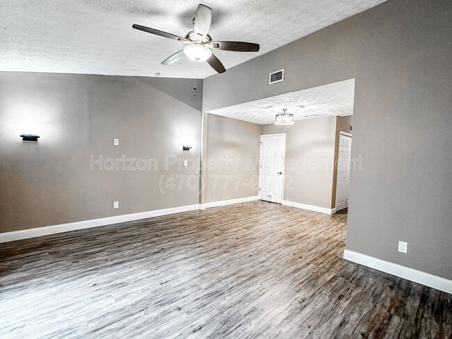 Building Photo - 233 Goshen Ln