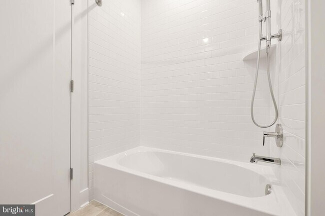 Building Photo - 2608 Olmsted Ct NW