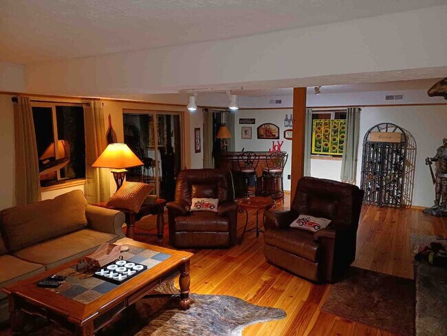 Building Photo - 344 Buckeye Rd