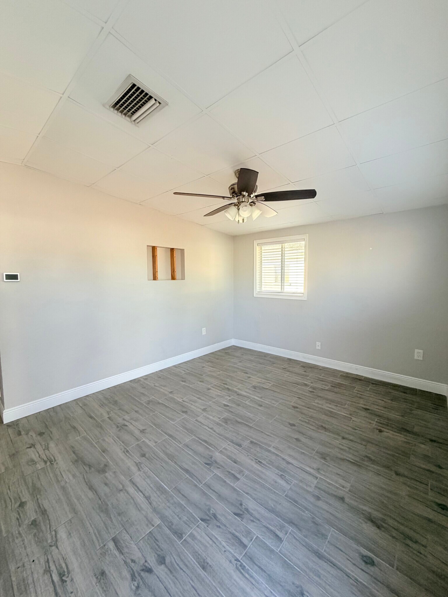 Building Photo - 1063 Lillian St