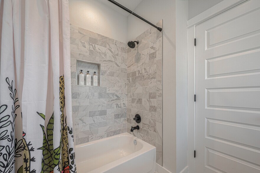 Shower/Tub in bath - 2105 Sam Wilson St