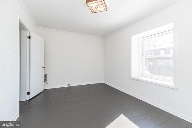 Building Photo - 7738 Ardleigh St