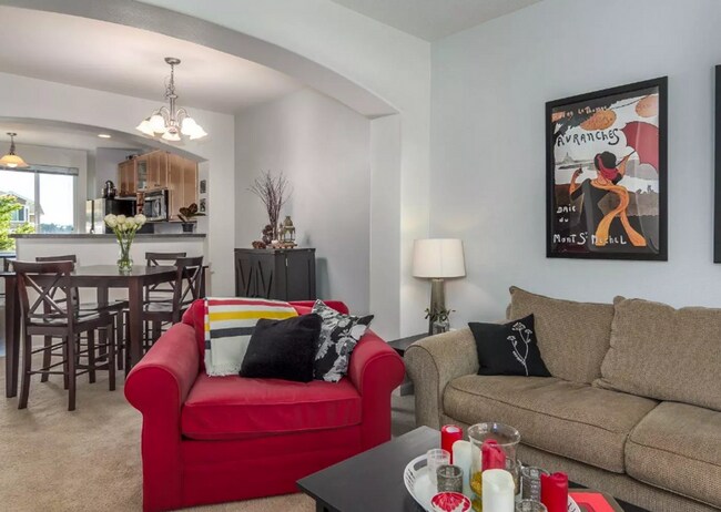 Building Photo - Gorgeous Murrayhill Town Home in a communi...