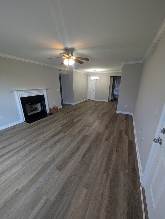 Building Photo - 501 Chandler Pl