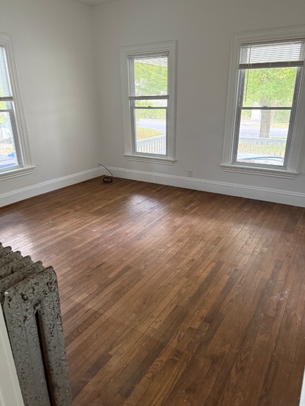 Building Photo - 1336 County Rd