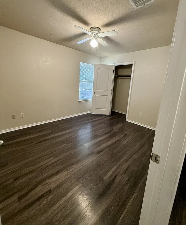 Building Photo - 3302 Etheredge Dr