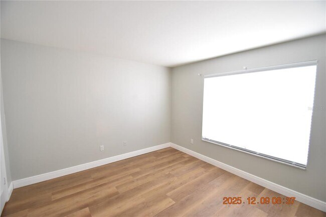 Building Photo - 3402 Latania Dr