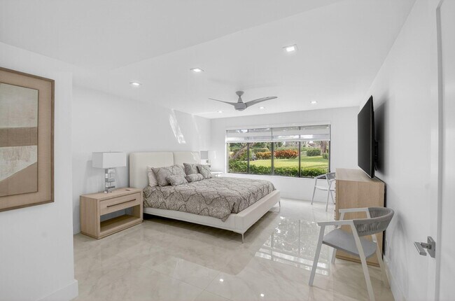 Building Photo - 15322 Strathearn Dr