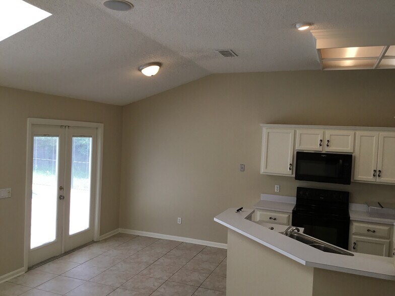 Building Photo - 1000 Marble Ridge Dr