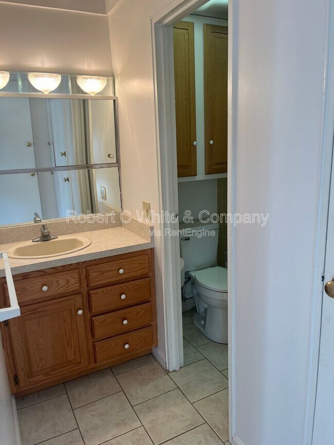 Building Photo - 20 Prospect St