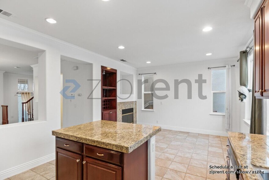 Building Photo - 1644 Salamoni Ct