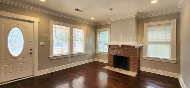 Building Photo - 3411 N Fulton Ave