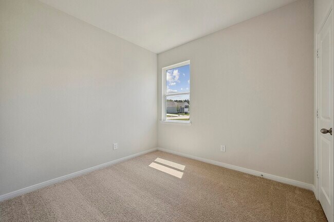 Building Photo - 25530 Blooming Hazel Dr