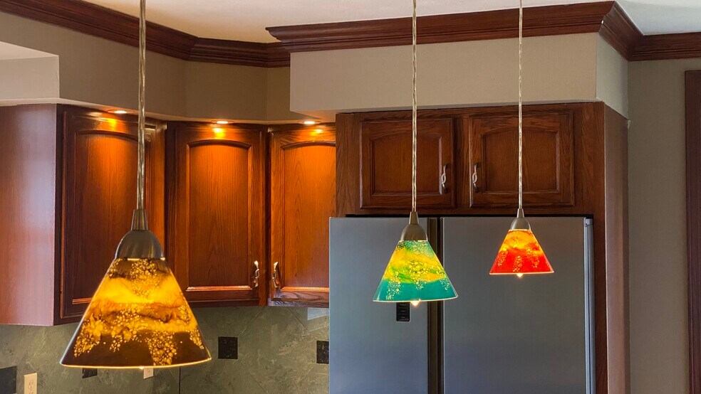 Building Photo - 2223 Noble St