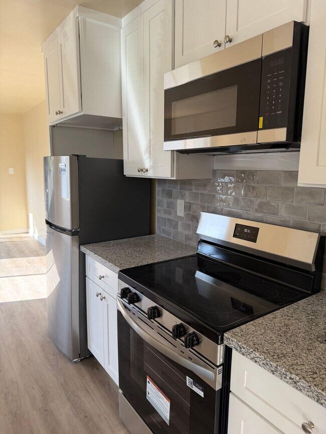 Building Photo - Kent/Pal