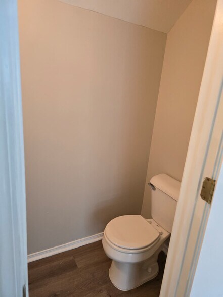 Building Photo - 4804 Rockport Dr