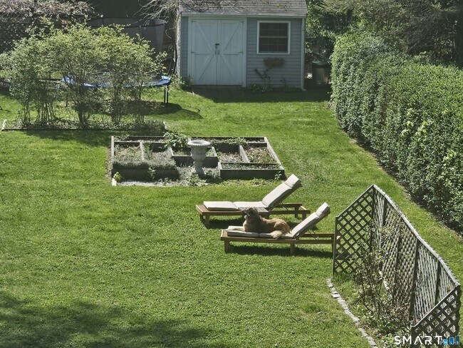 Building Photo - 201 Judd St