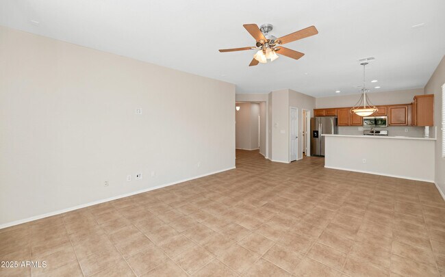 Building Photo - 1760 W Morse Dr