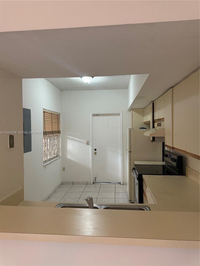 Building Photo - 11864 SW 99th St