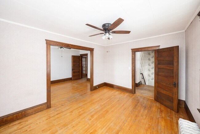 Building Photo - 15 Boxford St