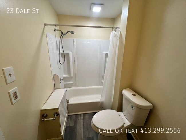 Building Photo - 23 Dale St