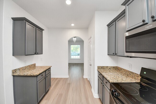 Building Photo - 25469 Black Spruce Dr