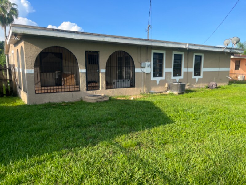 Building Photo - 3241 NW 154th Terrace