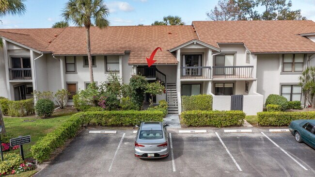 Building Photo - 11355 Pond View Dr