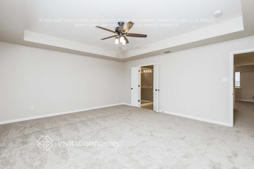 Building Photo - 13427 Colorado Parke