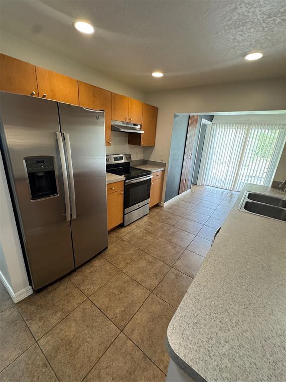 Building Photo - 3035 Walnut Ct
