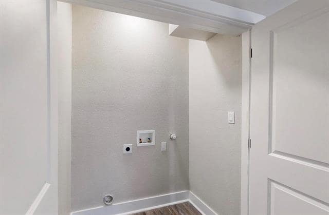 Building Photo - 1500 W Collin St