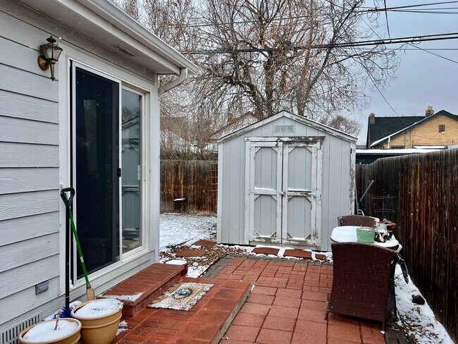 Building Photo - Charming 3bd/2ba in Mayfair Neighborhood!