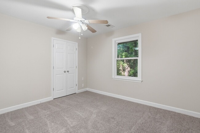 Building Photo - 2753 Allyn Dr NW