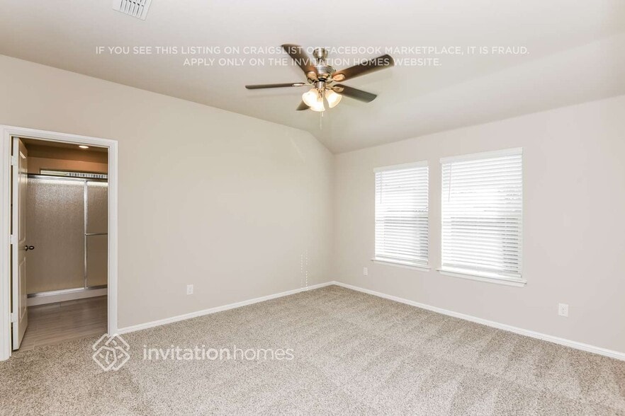 Building Photo - 417 Kaufman Dr