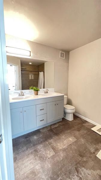 Building Photo - 5296 Jubilee Way