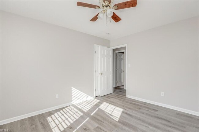 Building Photo - 4755 Old Hickory Rd