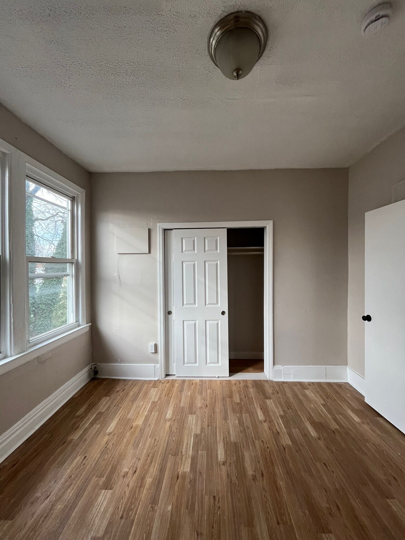 Building Photo - 244 Duncan Ave