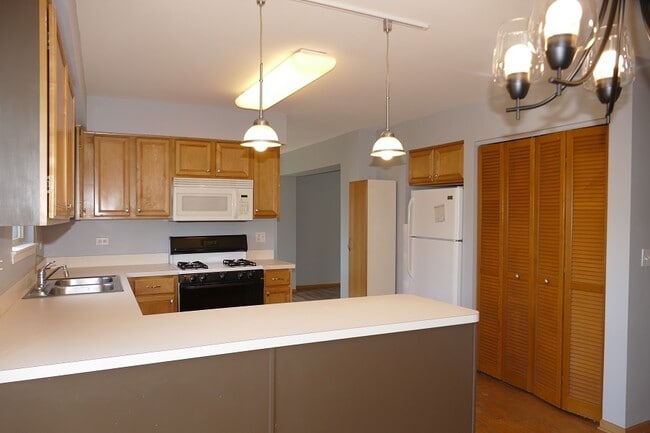 Building Photo - 2551 Smithfield Ln