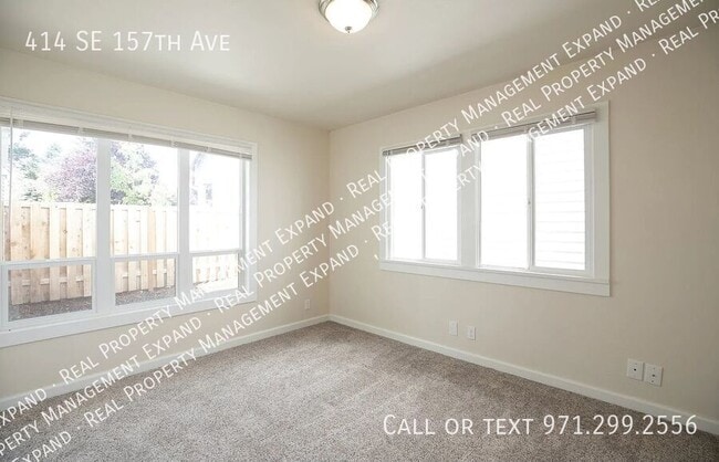 Building Photo - 414 SE 157th Ave