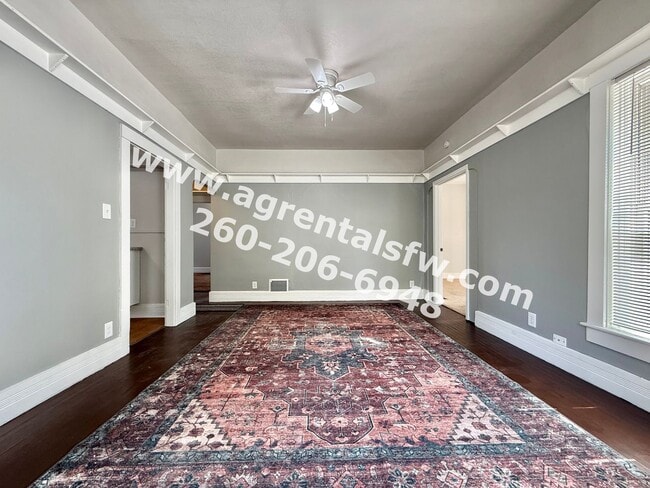 Building Photo - 1102 Runnion Ave